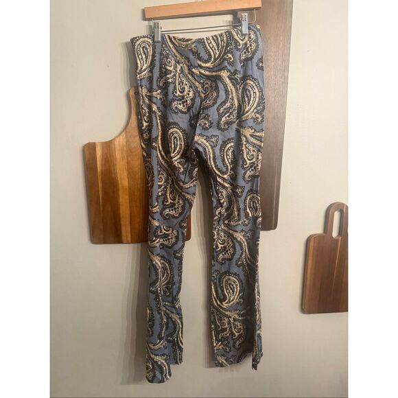 Free People Blue Combo High Rise Linen Blend Paisley Print Flare Pants Size XS - Picture 2 of 6